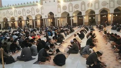 بعد زيادتها لـ4 آلاف وجبة.. الجامع الأزهر ينهي استعداداته لمبادرة إفطار الوافدين 