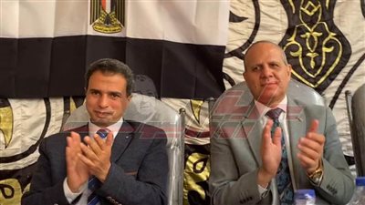 وكيل تعليم كفر الشيخ ووكيل المديرية يفتتحان معرض الأنشطة ويشهدان احتفالية عيد الأم
