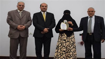 حفل تكريم المتفوقين بكلية التجارة بجامعة العريش 