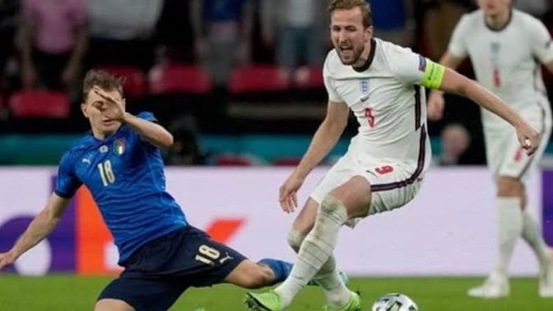 إيطاليا وإنجلترا