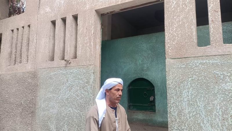 حارس مقابر قليوب