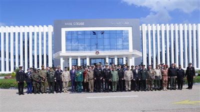 القوات المسلحة تنظم زيارة للملحقين العسكريين العرب والأجانب المعتمدين بمصر
