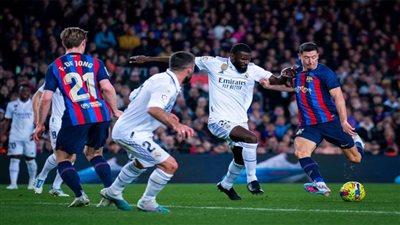 ريال مدريد يحافظ على صدارة 