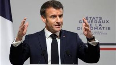 الرئيس الفرنسي يؤكد مضيه في إصلاحاته دون الرضوخ للعنف