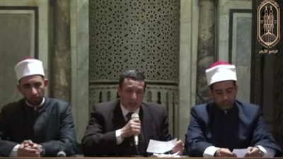 ملتقى العصر بالجامع الأزهر يوضح مبطلات الصيام في ثالث فعالياته