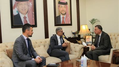 وزير الداخلية الأردني يلتقي المنسقة المقيمة للأمم المتحدة