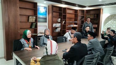 مركز تطوير تعليم الطلاب الوافدين يُدشِّن برنامج «التعايش اللُّغوي» لطلاب العالَم