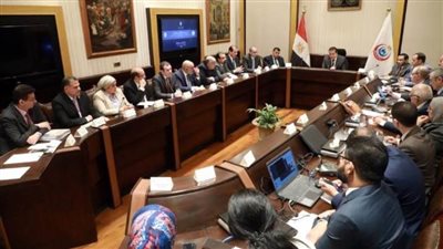 وزير الصحة يوجه بالإسراع في أعمال معهد القلب الجديد و3 مستشفيات أخرى