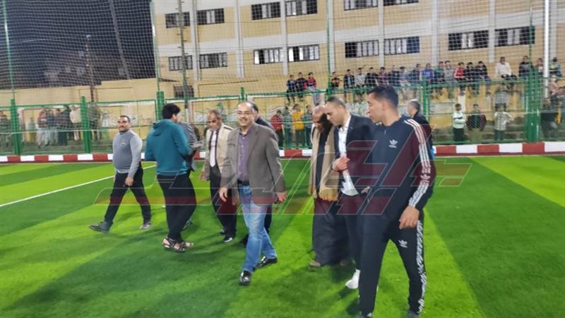 افتتاح الملعب