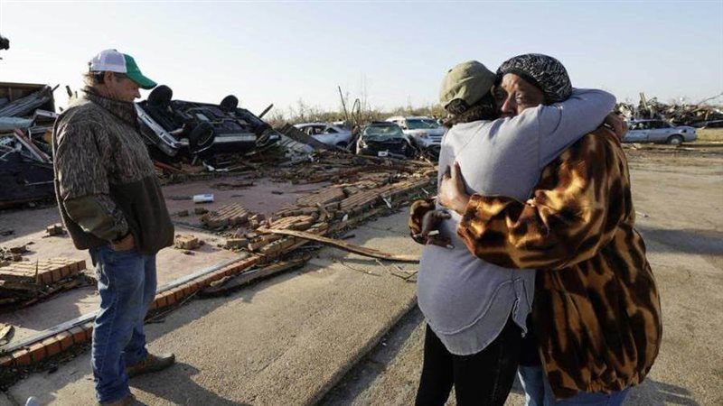 مخلفات الإعصار