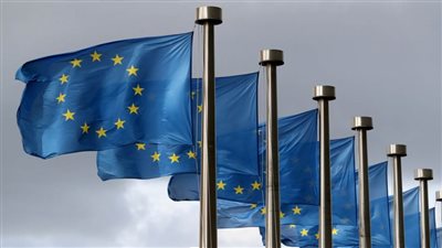 المفوضية الأوروبية توافق على توجيه جديد لتسريع نشر الطاقة المتجددة