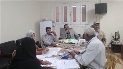 الوحدة المحلية لمركز الخارجة.. تسليم 50 منزلًا ريفيًا للمنتفعين بالوادي الجديد 