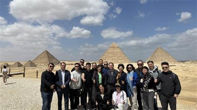 الوفد الصيني من منظمي الرحلات يزور المعالم والمواقع الأثرية 