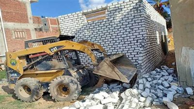 تنفيذ إزالة فورية لتعدي على أرض زراعية بمركز ومدينة أبوصوير