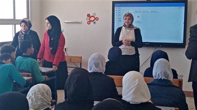 حماية الطفل تنفذ 7 ندوات توعوية حول مخاطر الإنترنت