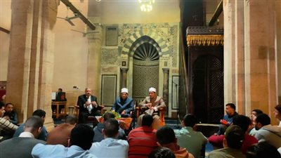 ملتقى العصر بالجامع الأزهر يبرز أثر الزكاة في تحقيق التكافل الاجتماعي*