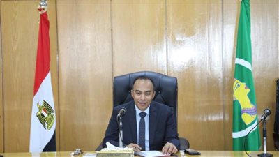 نائب محافظ المنيا: تقديم تسهيلات للمصانع لزيادة الإنتاج وتوفير فرص عمل للشباب