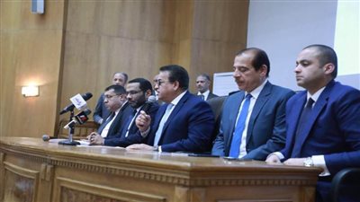 وزير الصحة يشهد القرعة العلنية لأعضاء البعثة الطبية المصرية لموسم الحج