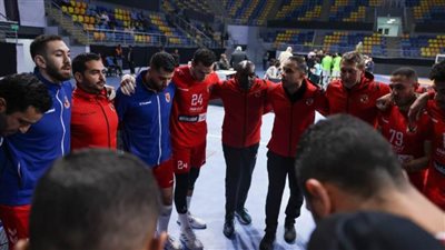 الأهلي يقرر الاستعانة بثنائي محترف في السوبر الأفريقي وكأس الكؤوس لكرة اليد