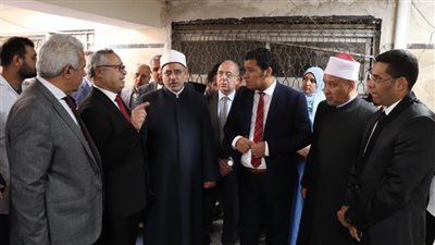 رئيس جامعة الأزهر يفتتح وحدة الرعاية المجمعة والعيادات الخارجية بمستشفى الحسين الجامعي