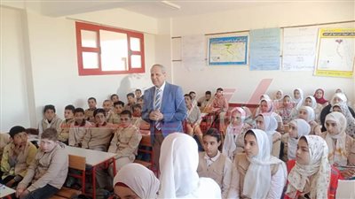 وكيل تعليم كفر الشيخ يتفقد المدارس ويتابع الامتحانات