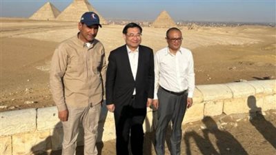 وزير الثقافة والسياحة الصينى يزور الهرم