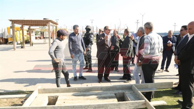 جولة المحافظ