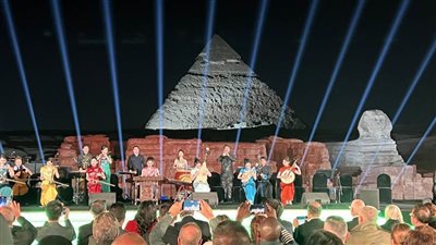 أهرامات الجيزة تحتضن أكبر حفل أوركسترا صيني تقليدي بمشاركة موسيقيين مصريين