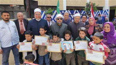 تكريم طلاب الأزهر الشريف حفظة القرآن الكريم بمعهد الصفوة بالشرقية 