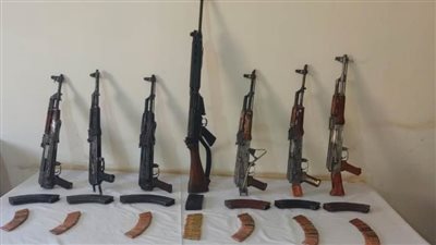 مصرع 3 عناصر إجرامية شديدة الخطورة وضبط 7 آخرين بقن عقب تبادل إطلاق النار مع قوات الشرطة