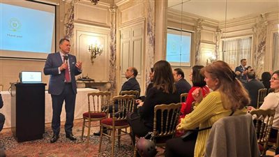 وزير السياحة والآثار يختتم زيارته لفرنسا بمؤتمر صحفي 