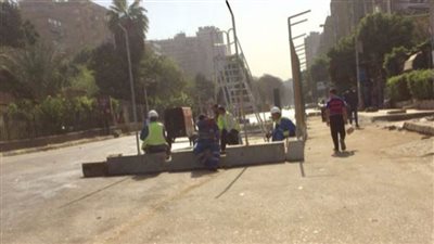 رفع الكمر المعدني الخاص بمطلع محور أحمد عرابي الجديد