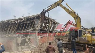 حملة مكبرة لإزالة التعديات على رافد الطريق الدولي بالرياض في كفر الشيخ