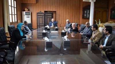  رئيس جامعة بني سويف يرأس 