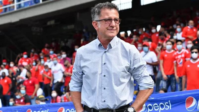 الكولومبي خوان كارلوس