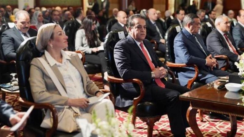 وزيرا الصحة والبيئة