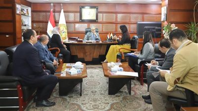 وزير القوى العاملة يلتقي وفداً من هيئة فولبرايت بشأن التدريب وذوي الهمم