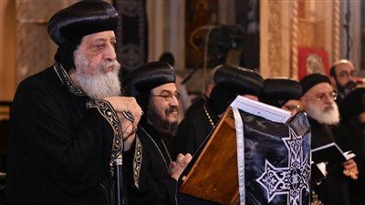 البابا تواضروس يترأس صلوات البصخة المقدسة بالإسكندرية