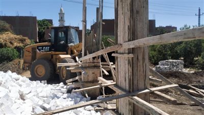 محافظ أسيوط إزالات فورية لـ 6 حالات تعد على أراض زراعية وأراضي أملاك الدولة بمراكز أبوتيج وصدفا والبداري وحي غرب 