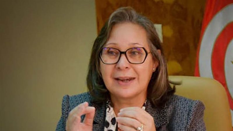 وزيرة الصناعة والمناجم