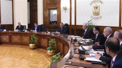 رئيس الوزراء يتابع موقف توافر الأدوية والمستلزمات الطبية المختلفة 