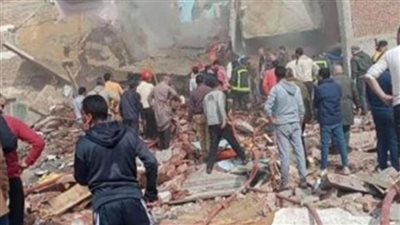 ارتفاع ضحايا عقار الورديان المنهار غربي الإسكندرية إلى 6 وفيات و5 إصابات