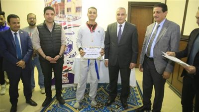 محافظ سوهاج يعلن رفع درجة الاستعداد لاستقبال أعياد القيامة المجيد وشم النسيم وعيد الفطر المبارك  