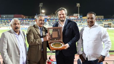 أسوان يكرم المهندس ممدوح عيد ونادي بيراميدز 
