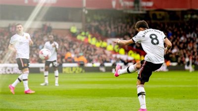 مانشستر يونايتد يفوز على نوتنجهام ٢-٠ ويستعيد المركز الثالث بالدوري الإنجليزي