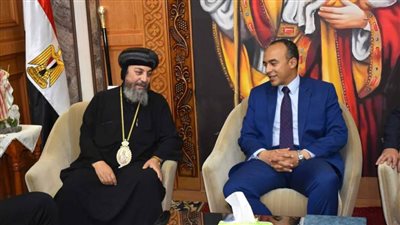 نائب محافظ المنيا يقدم التهنئة بعيد القيامة المجيد لكنائس ومطرانيات شمال المحافظة