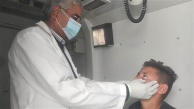 حياة كريمة ببني سويف.. علاج 1000 بقافلة طبية بقرية الأنصار