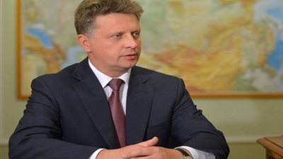 وزير النقل الروسي: وفد من الخبراء الروس في مطارات مصر قريبا