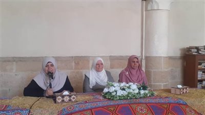 احتفاء بالعشر الآواخر.. ملتقى 