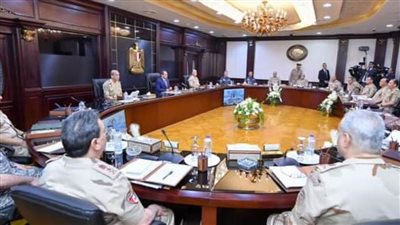 الرئيس السيسي يؤكد موقف مصر الثابت بشأن عدم التدخل في شؤون الدول